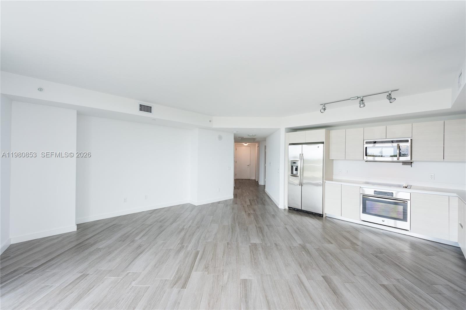 4250 Biscayne Boulevard 502 Property Photo 6