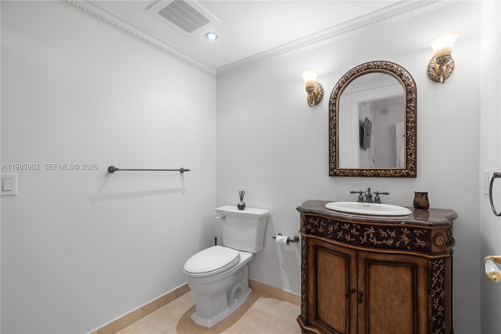 1800 S Ocean Drive 1601 Property Photo 24