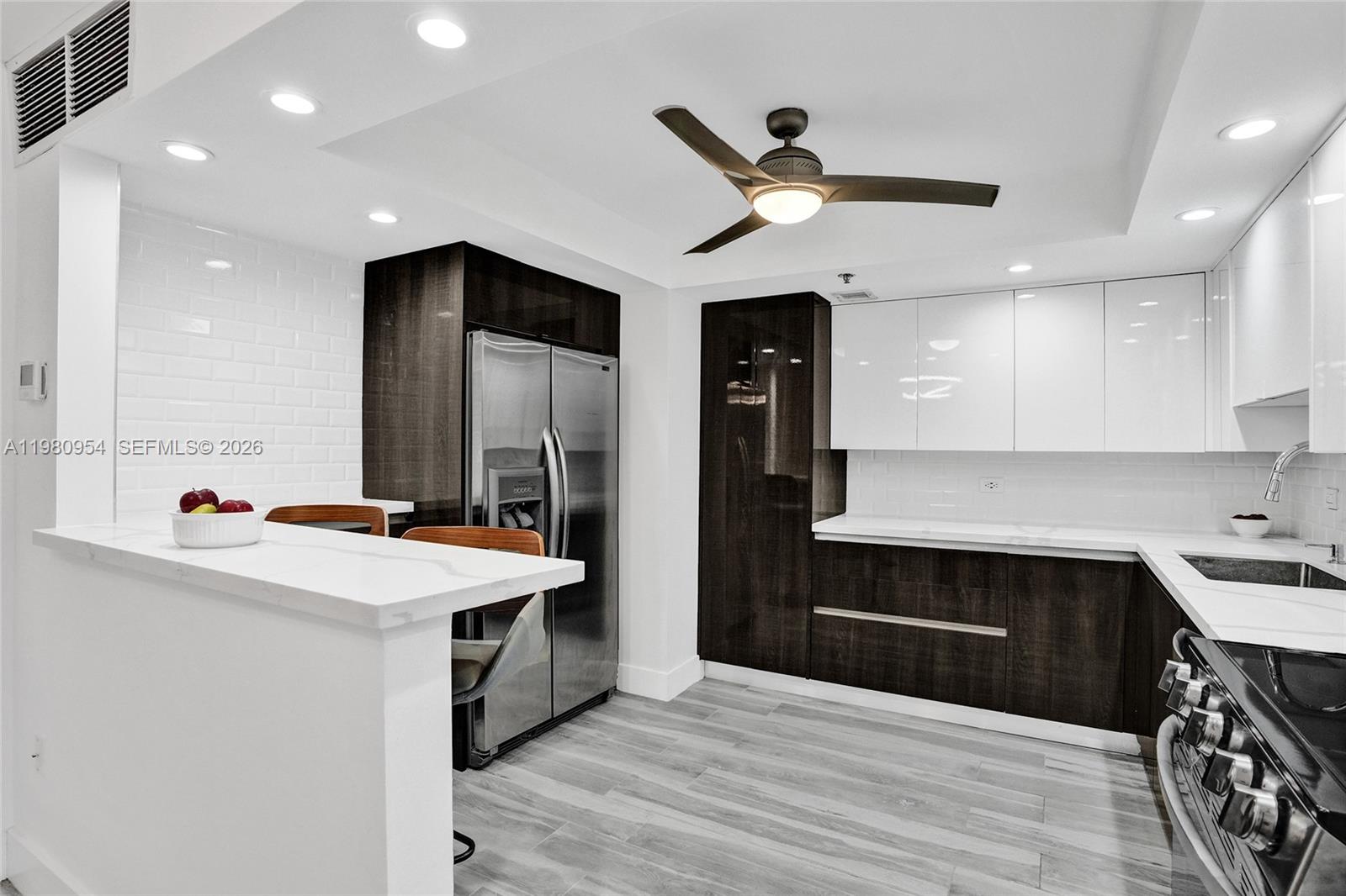 1201 S Ocean Drive 1407s Property Photo 5