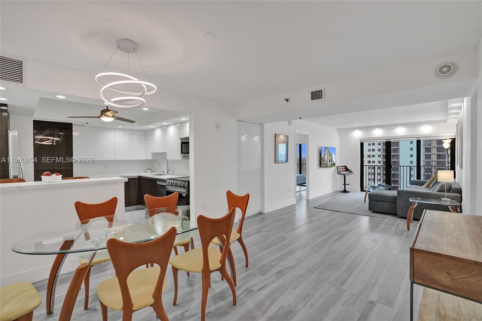 1201 S Ocean Drive 1407s Property Photo 16