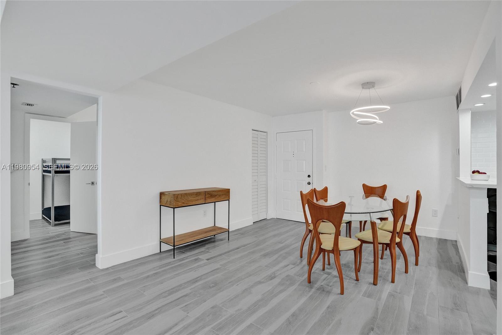 1201 S Ocean Drive 1407s Property Photo 19