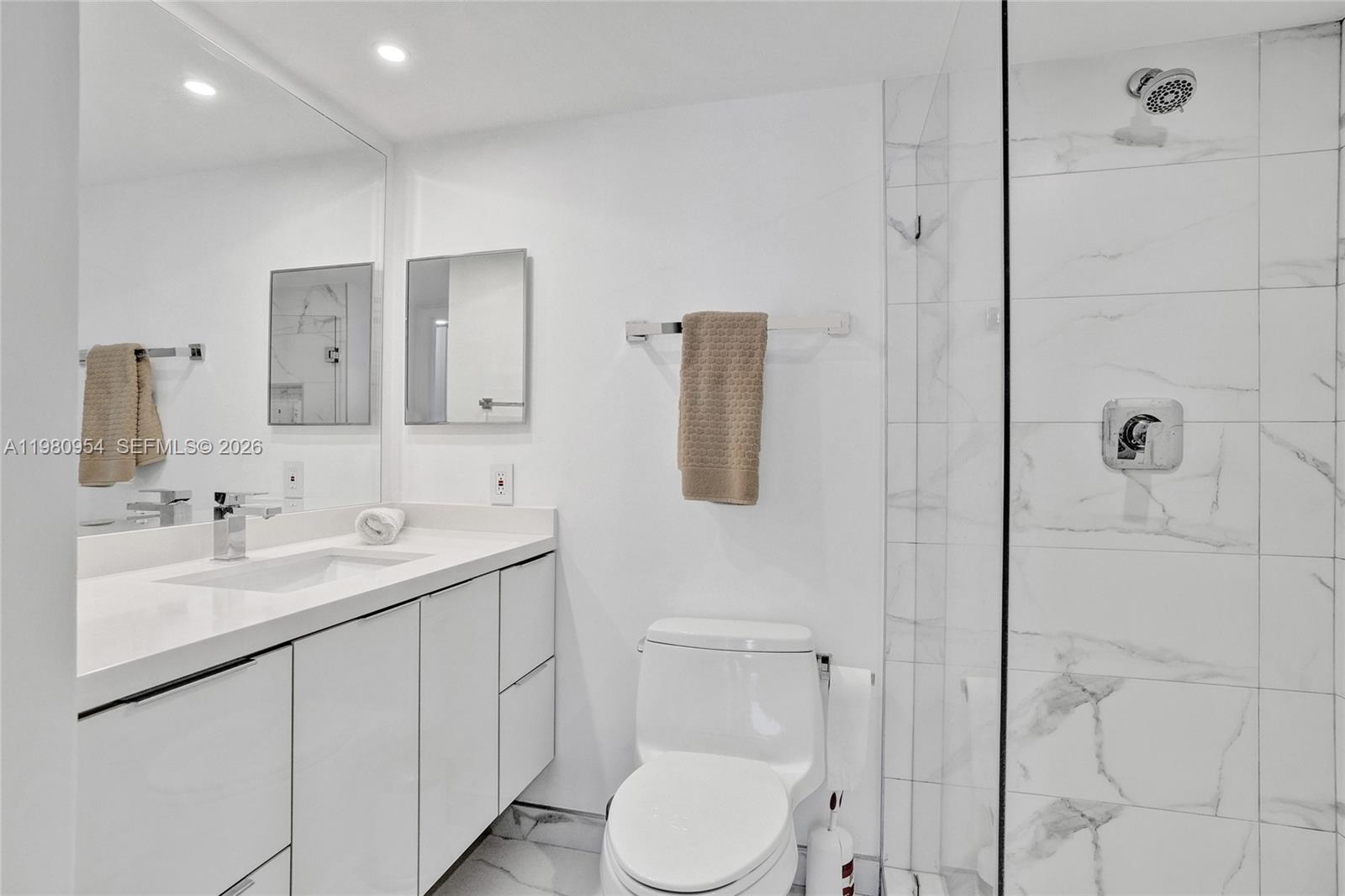 1201 S Ocean Drive 1407s Property Photo 33