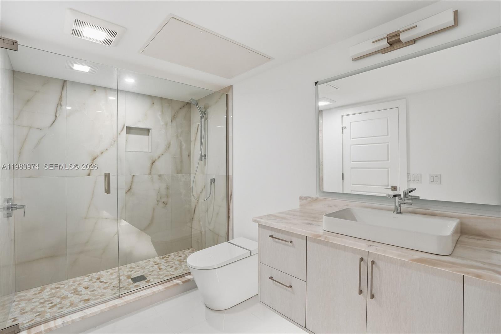 5735 Riverside Drive Property Photo 43