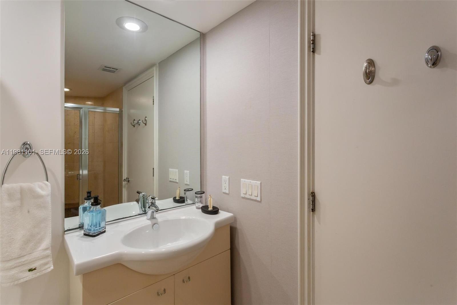1830 S Ocean Drive 3008 Property Photo 13