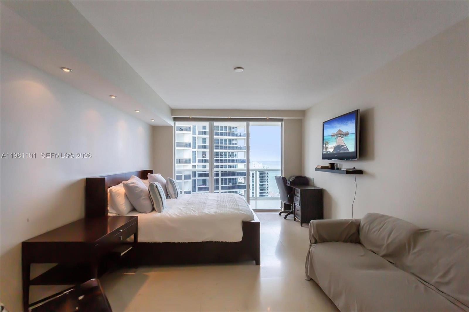 1830 S Ocean Drive 3008 Property Photo 16
