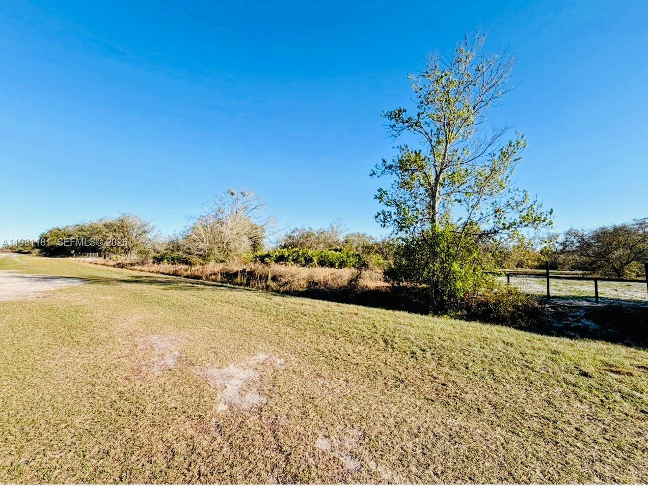 18626 Nw 284 Street Property Photo 5