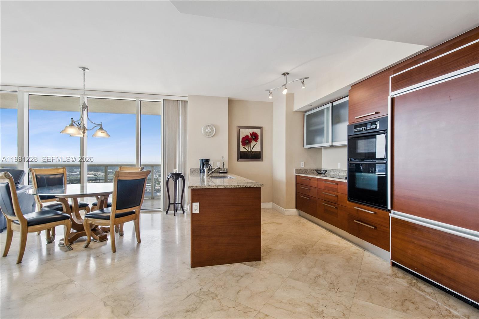 1830 S Ocean Drive 4606 Property Photo 3