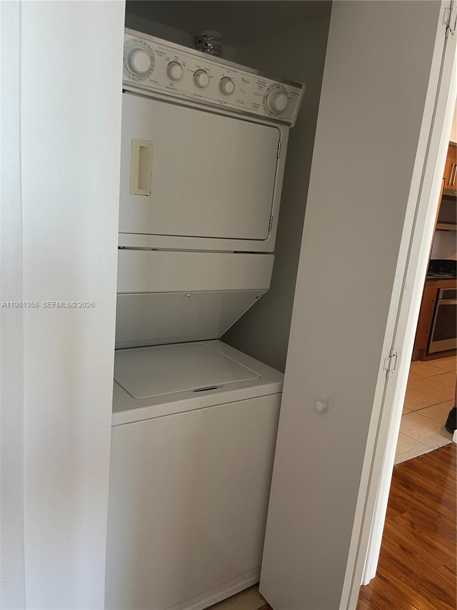 335 S Biscayne Boulevard 3610 Property Photo 15
