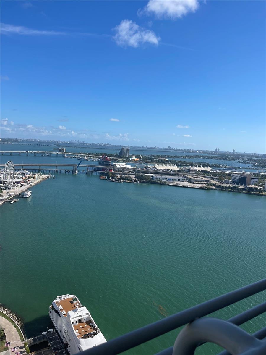 335 S Biscayne Boulevard 3610 Property Photo 26