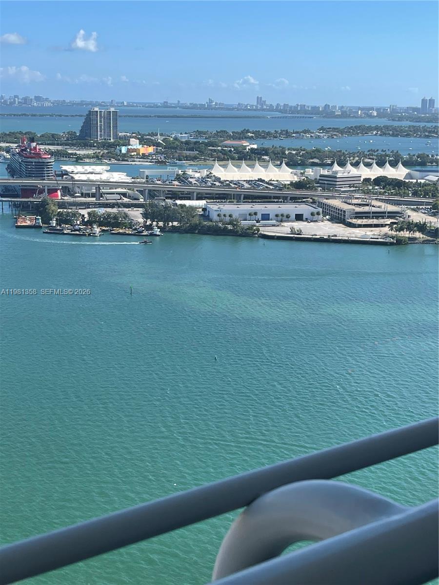 335 S Biscayne Boulevard 3610 Property Photo 27