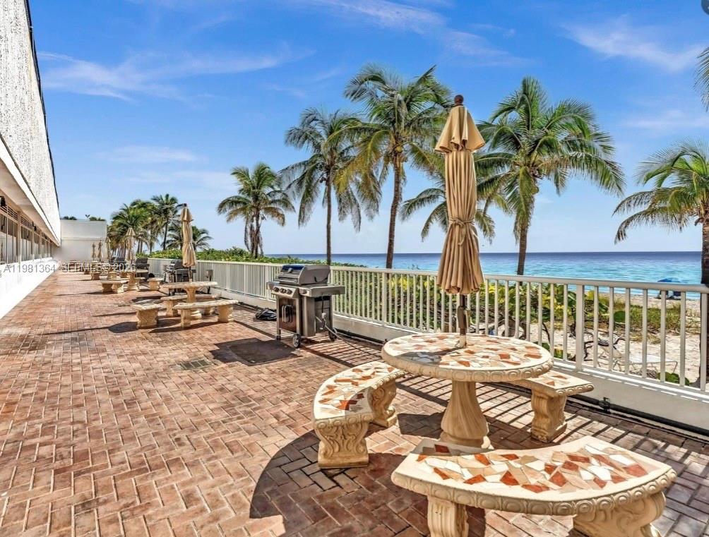 1370 S Ocean Boulevard 1506 Property Photo 11