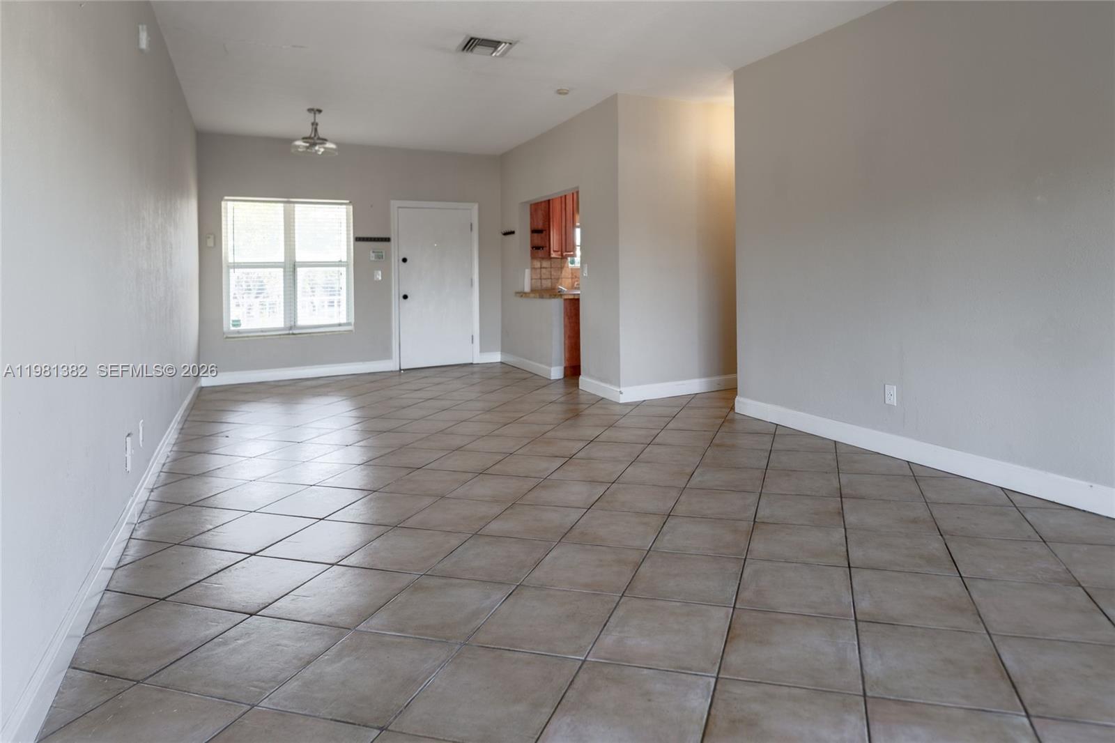 2225 Ne 123rd Street 215 Property Photo 5