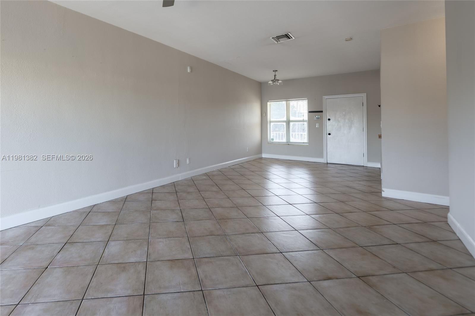 2225 Ne 123rd Street 215 Property Photo 6