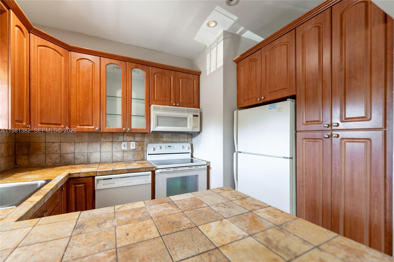 2225 Ne 123rd Street 215 Property Photo 10