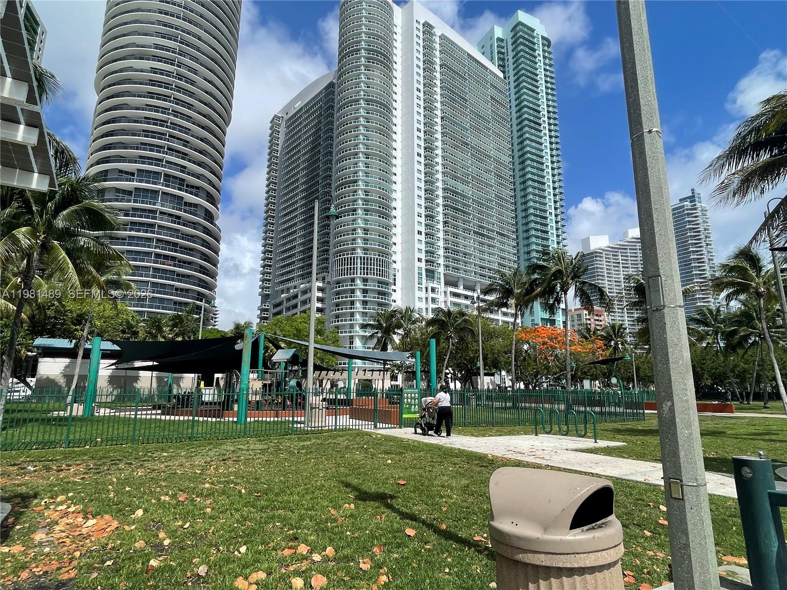 1750 N Bayshore Drive 2814 Property Photo 42
