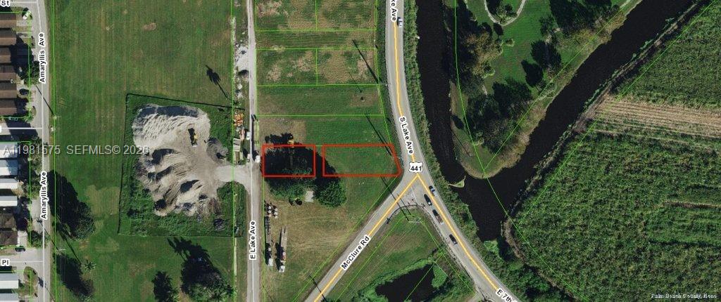636 S Lake Avenue Property Photo 1