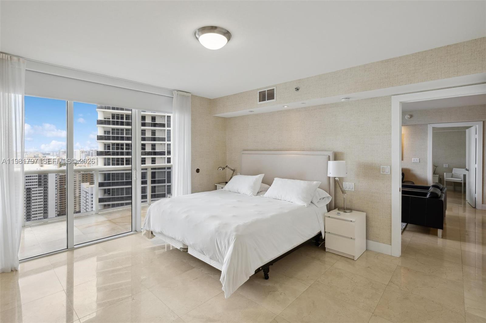 1830 S Ocean Drive 2904 Property Photo 12