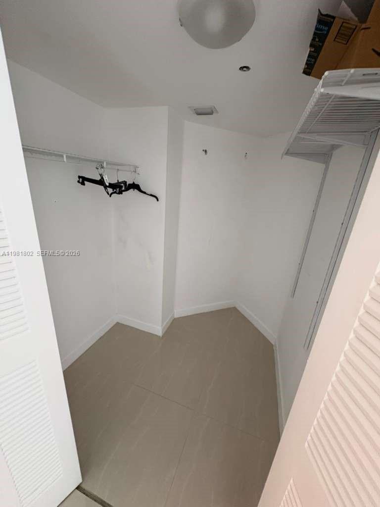 3300 Ne 191st Street 801 Property Photo 13