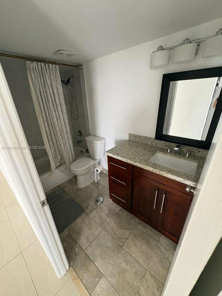 3300 Ne 191st Street 801 Property Photo 14