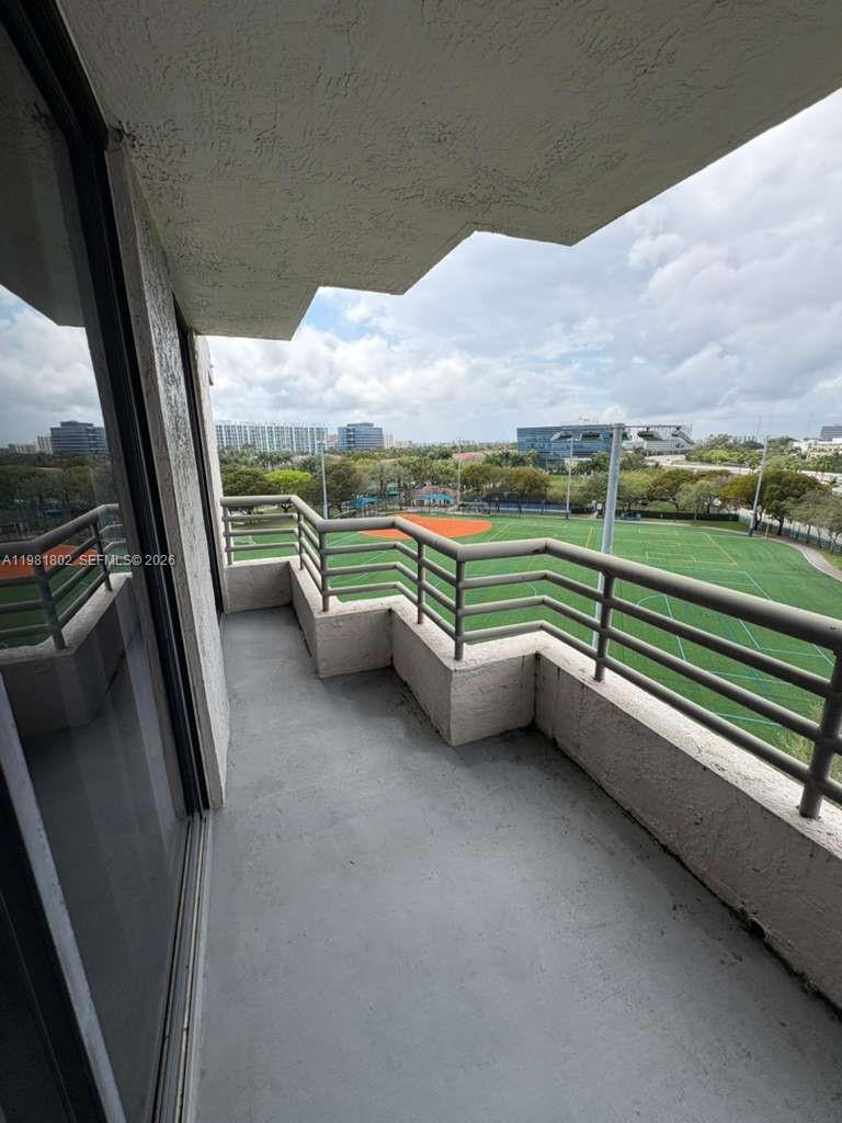 3300 Ne 191st Street 801 Property Photo 23