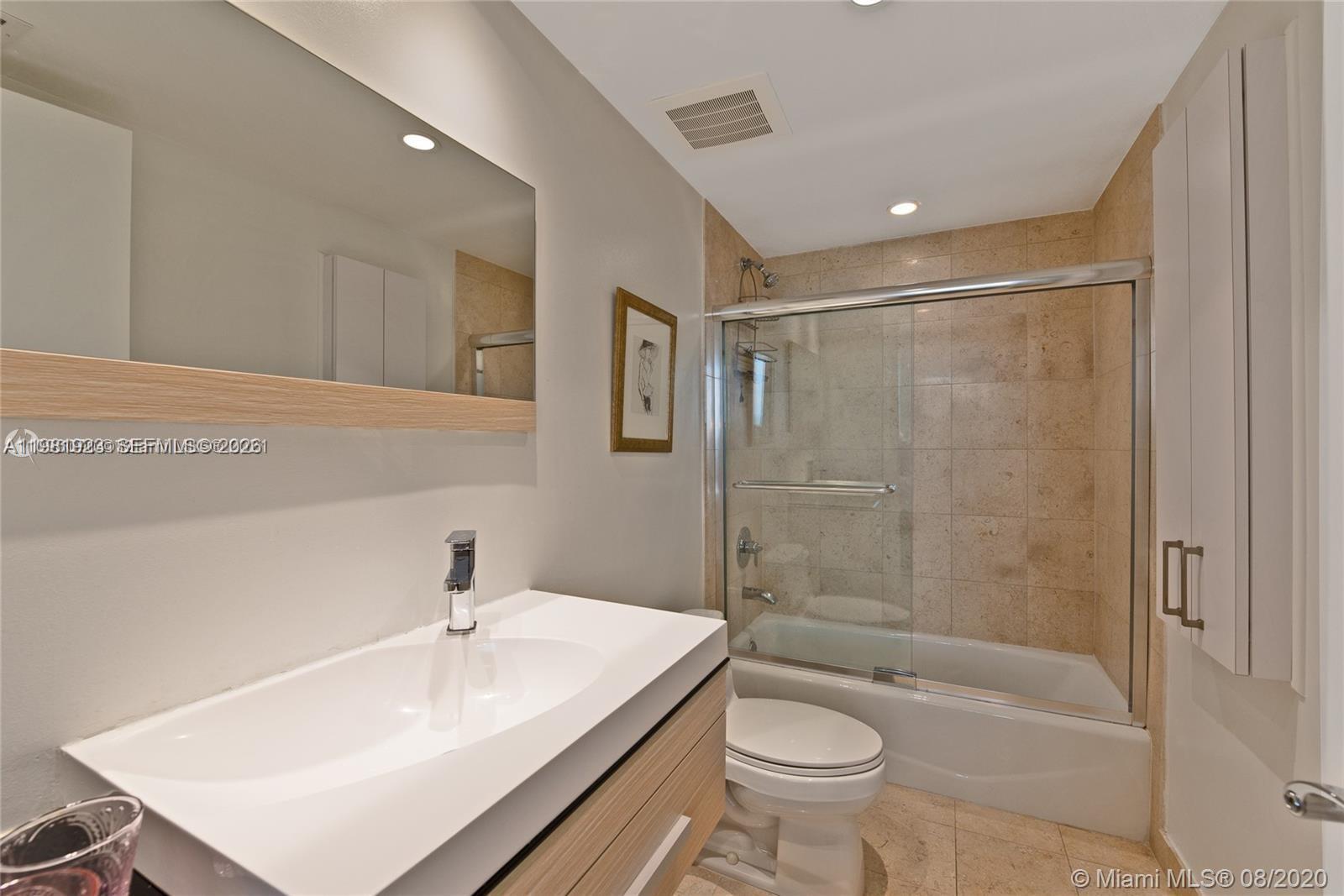 1830 S Ocean Drive 4004 Property Photo 8