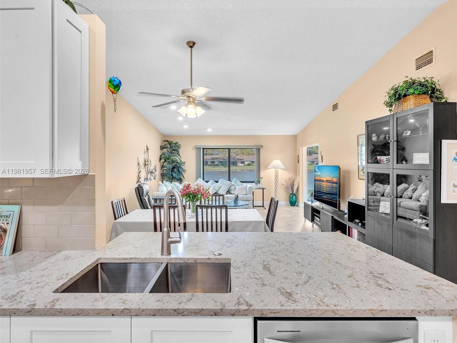 8111 Songbird Terrace B Property Photo 8