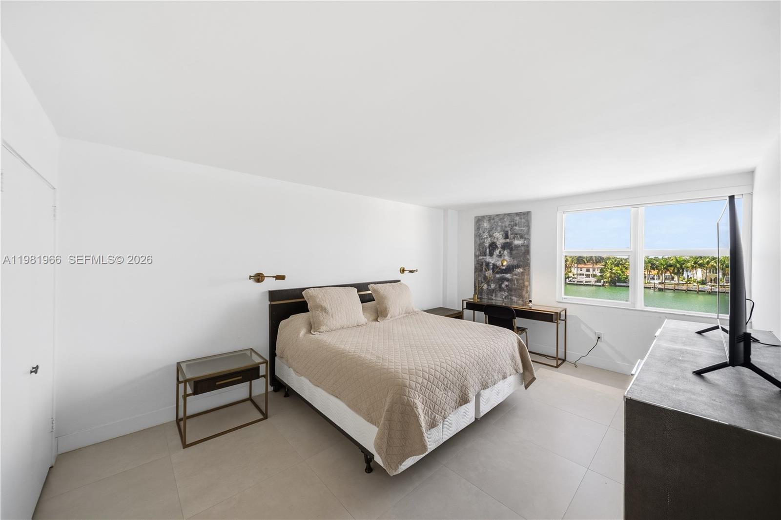 5750 Collins Avenue 4f Property Photo 20