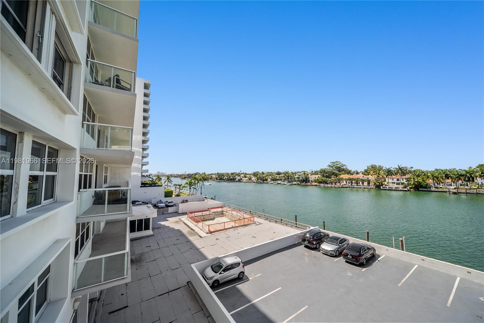 5750 Collins Avenue 4f Property Photo 37