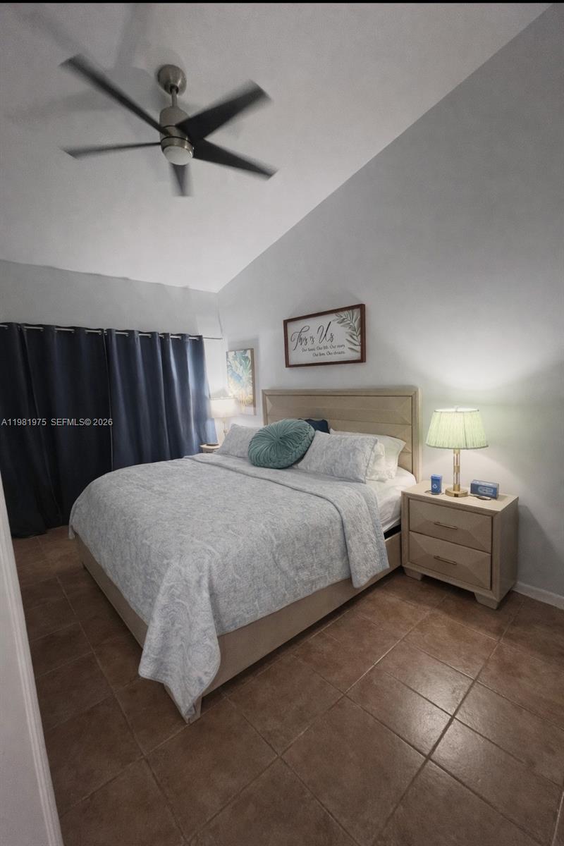 1021 Nw 79th Avenue Property Photo 13