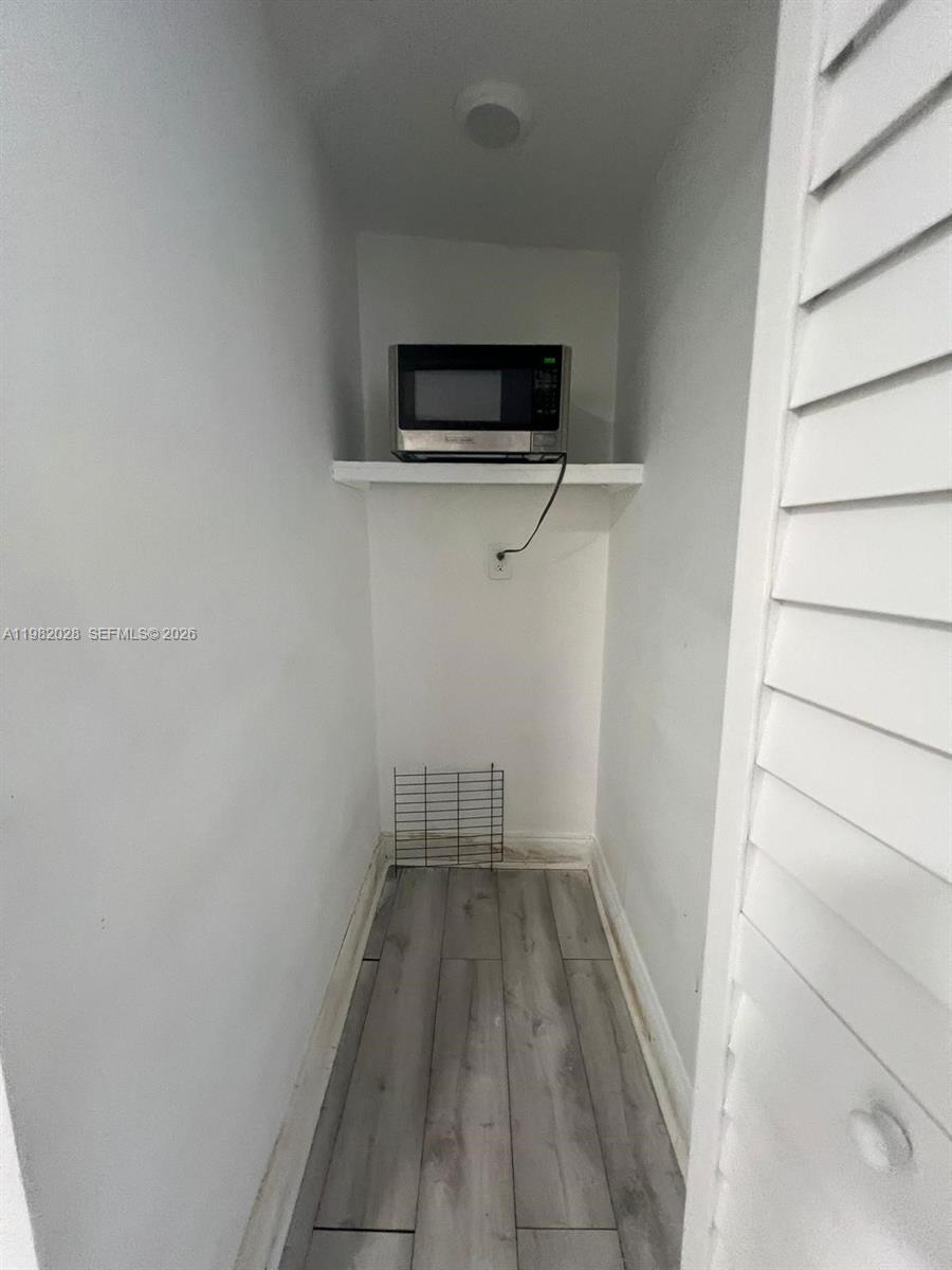 1053 Ne 149th Street Property Photo 2
