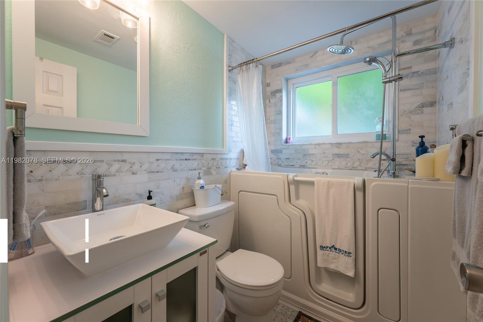 1700 Tampa Avenue Property Photo 13