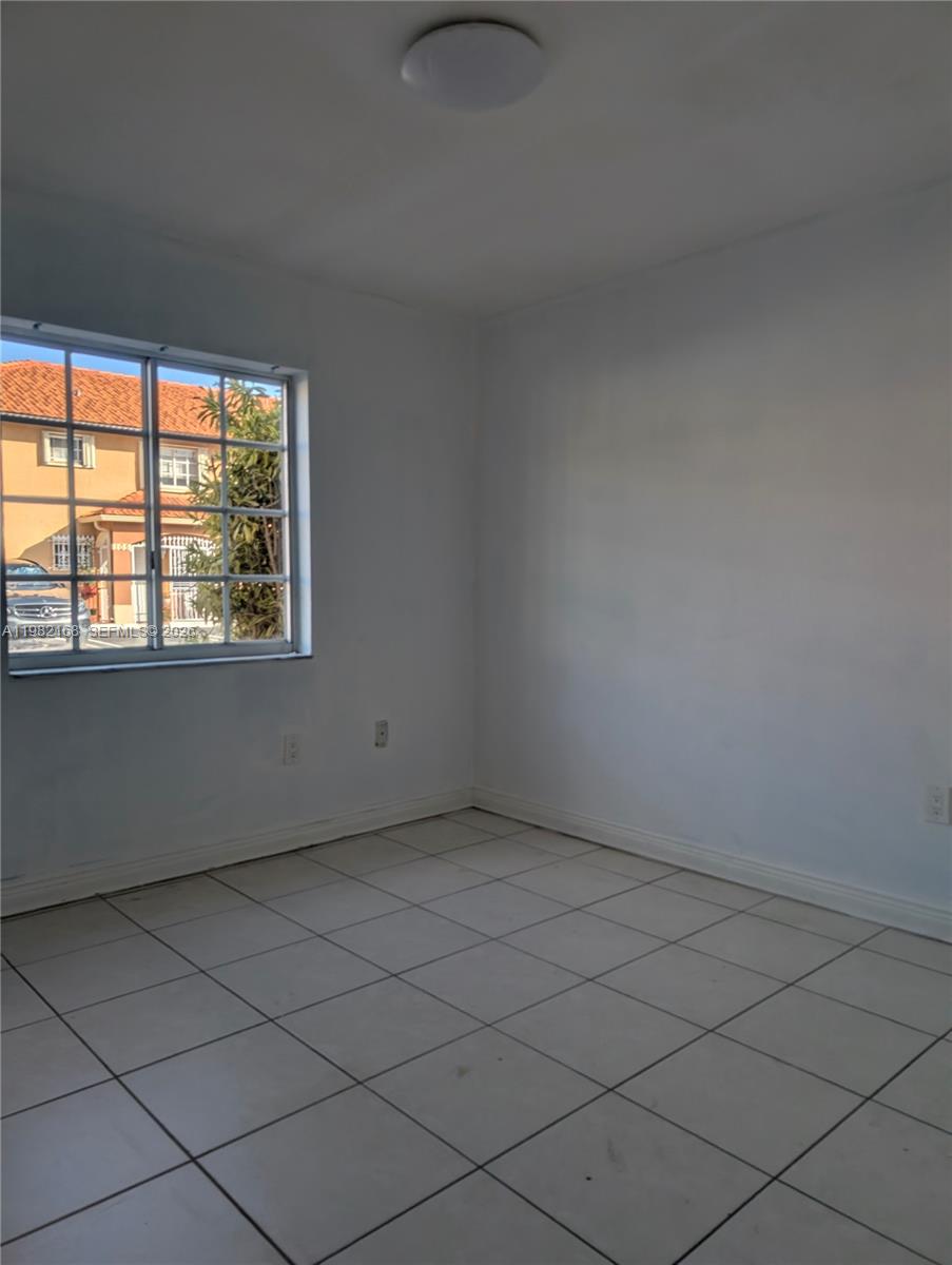 2485 W 76th Street 109 Property Photo 16