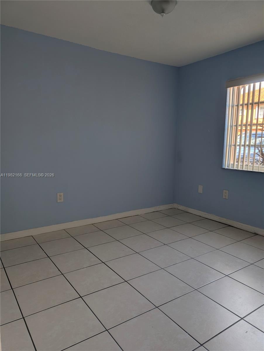 2485 W 76th Street 109 Property Photo 17