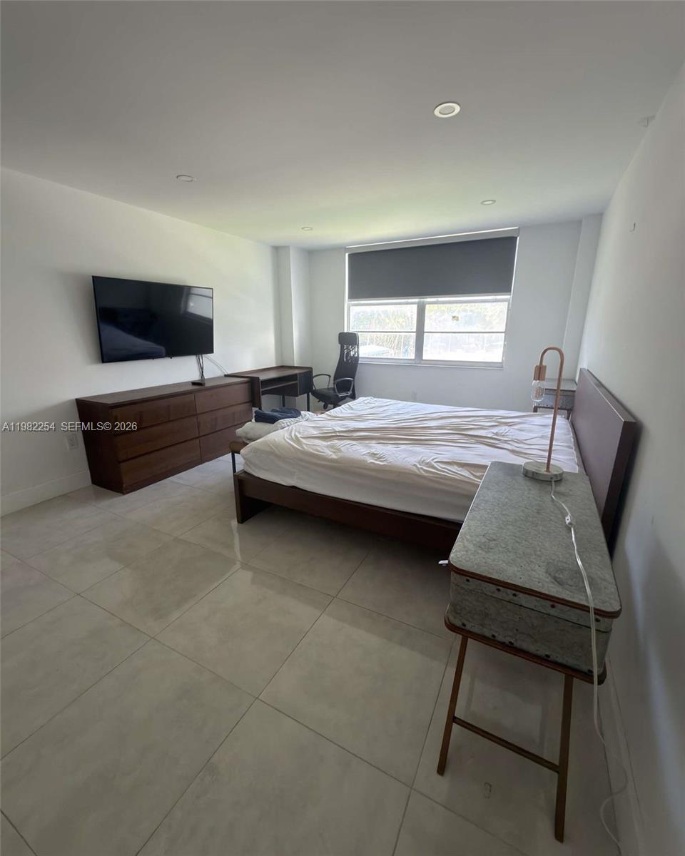 2851 Ne 183rd Street 212e Property Photo 12