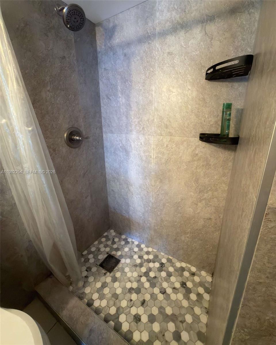 2851 Ne 183rd Street 212e Property Photo 18
