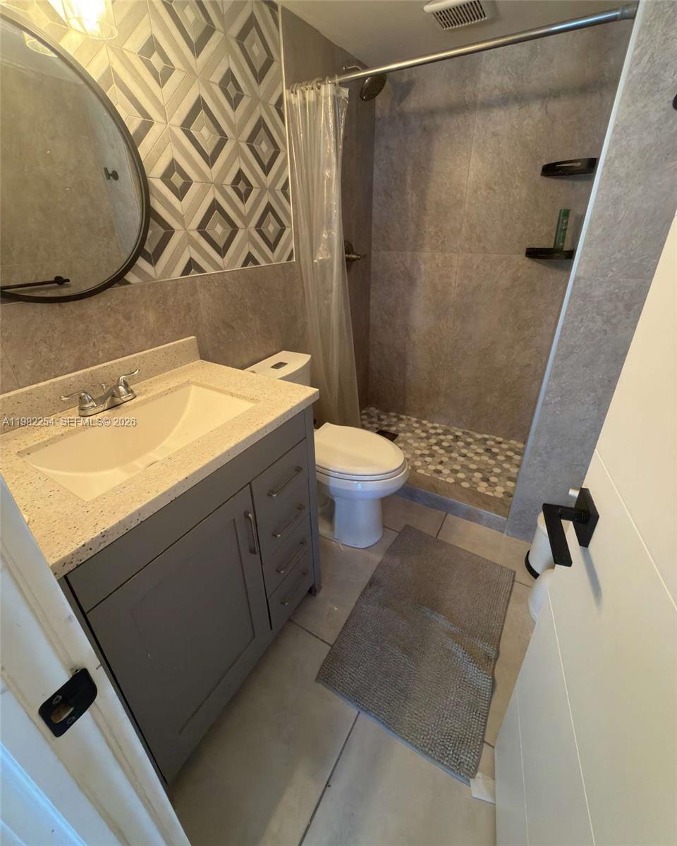 2851 Ne 183rd Street 212e Property Photo 19