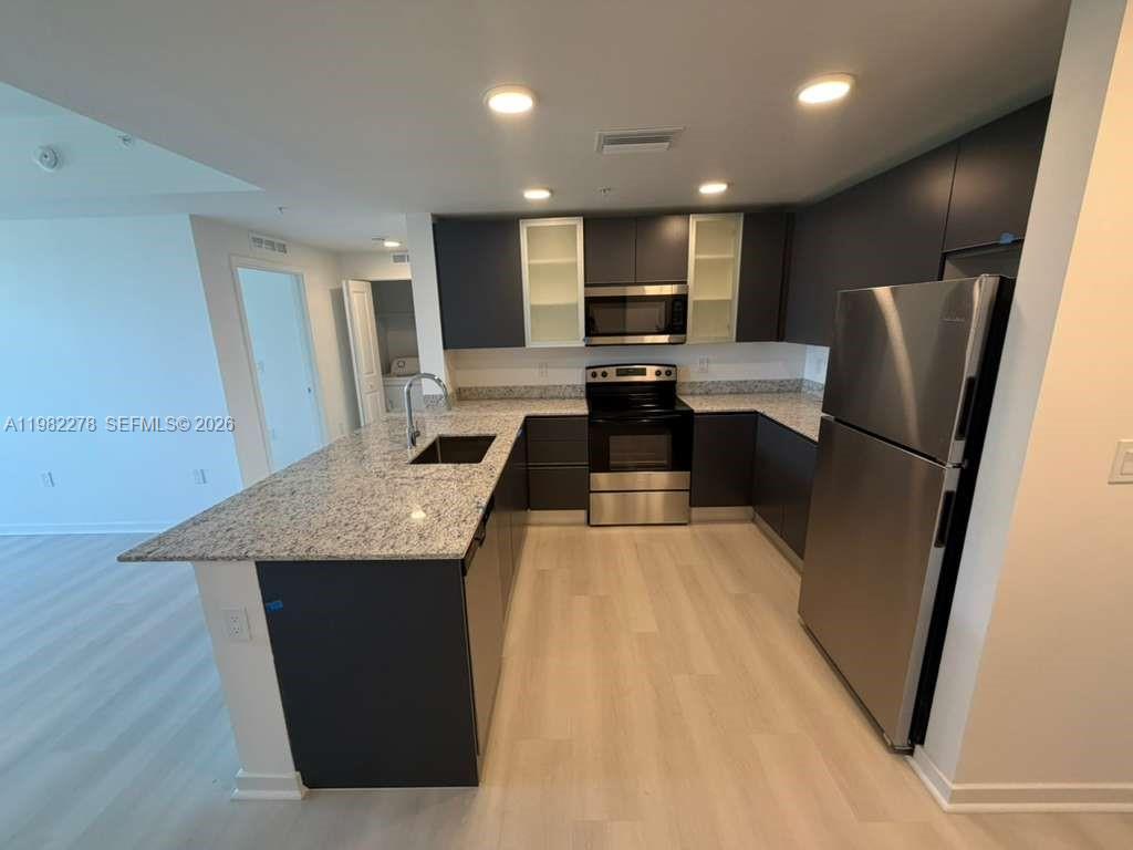 5587 Millenia Park Boulevard 409 Property Photo 2