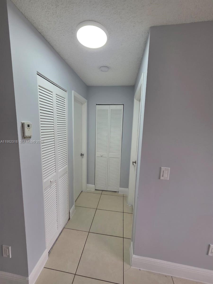 1241 Sw 46th Avenue 1006 Property Photo 3