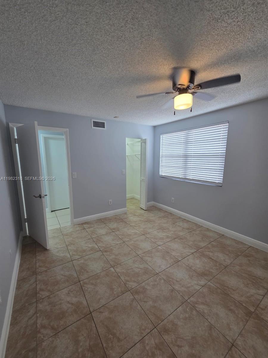 1241 Sw 46th Avenue 1006 Property Photo 4