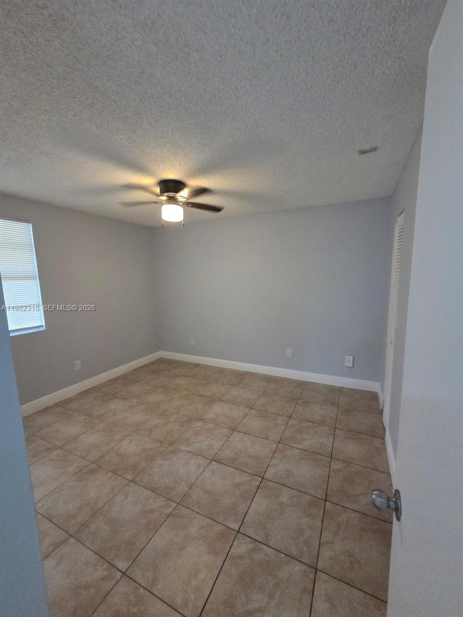 1241 Sw 46th Avenue 1006 Property Photo 6