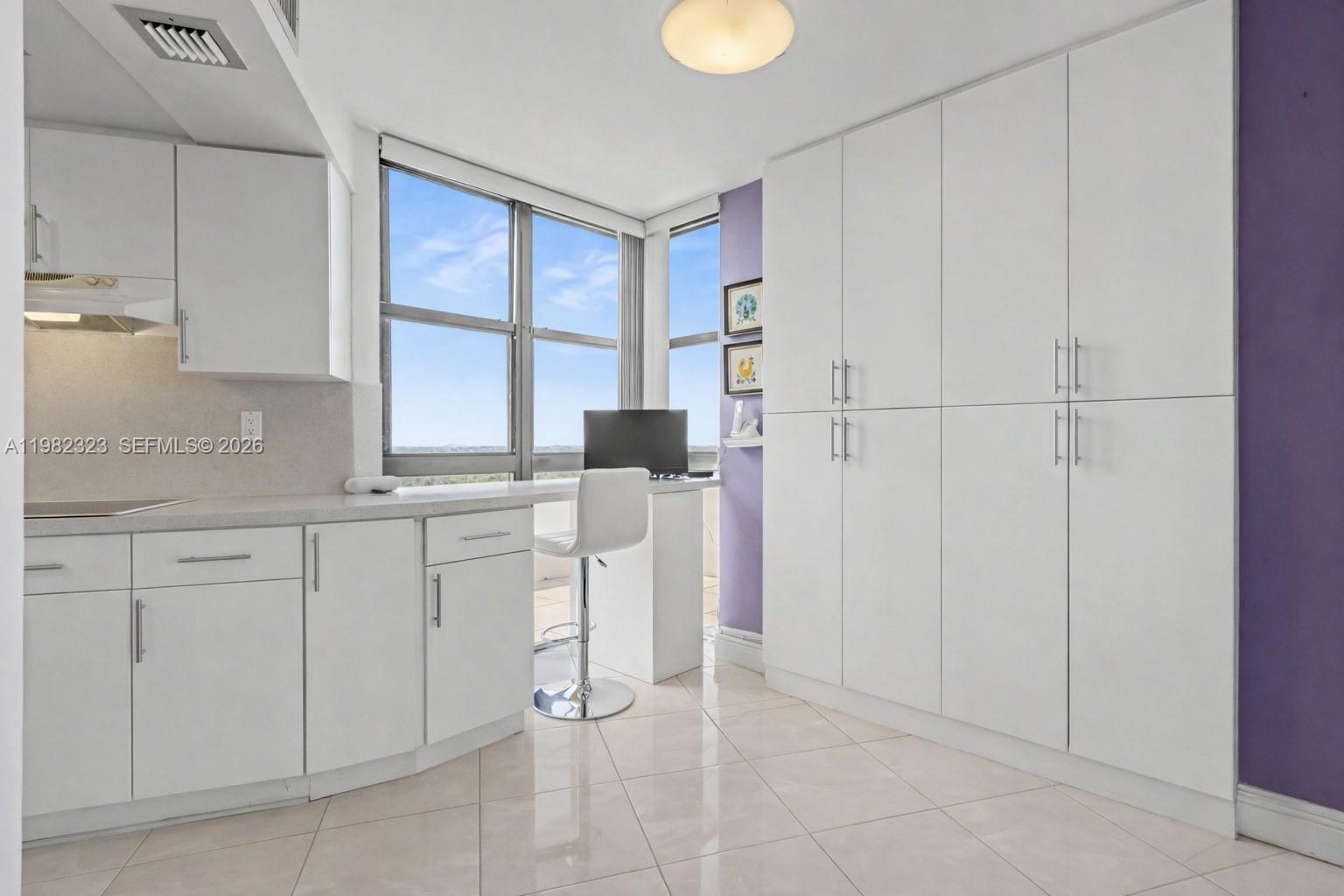 2000 Towerside Terrace Ph11 Property Photo 12