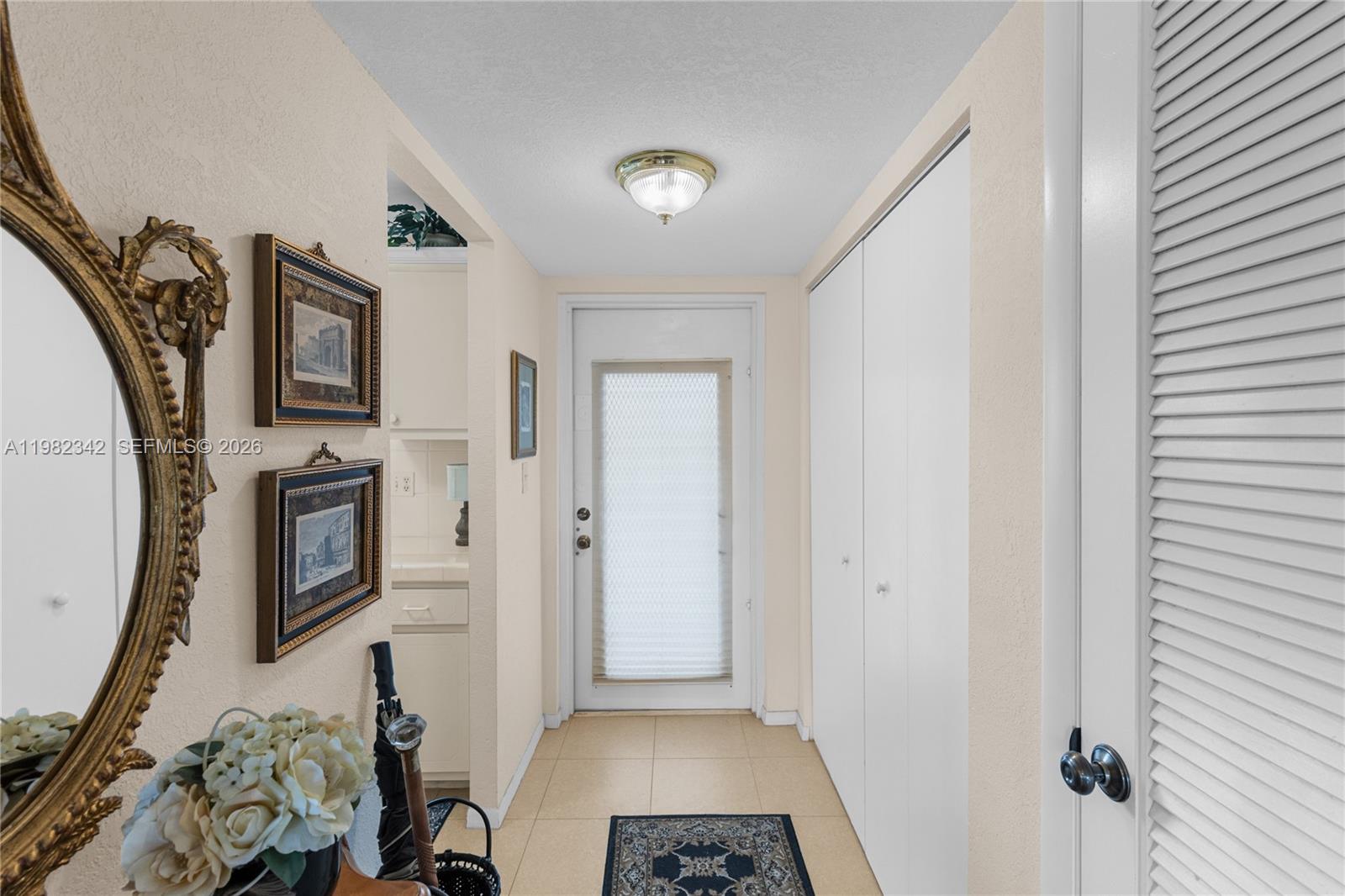 8950 Sunrise Lakes Boulevard 309 Property Photo 2
