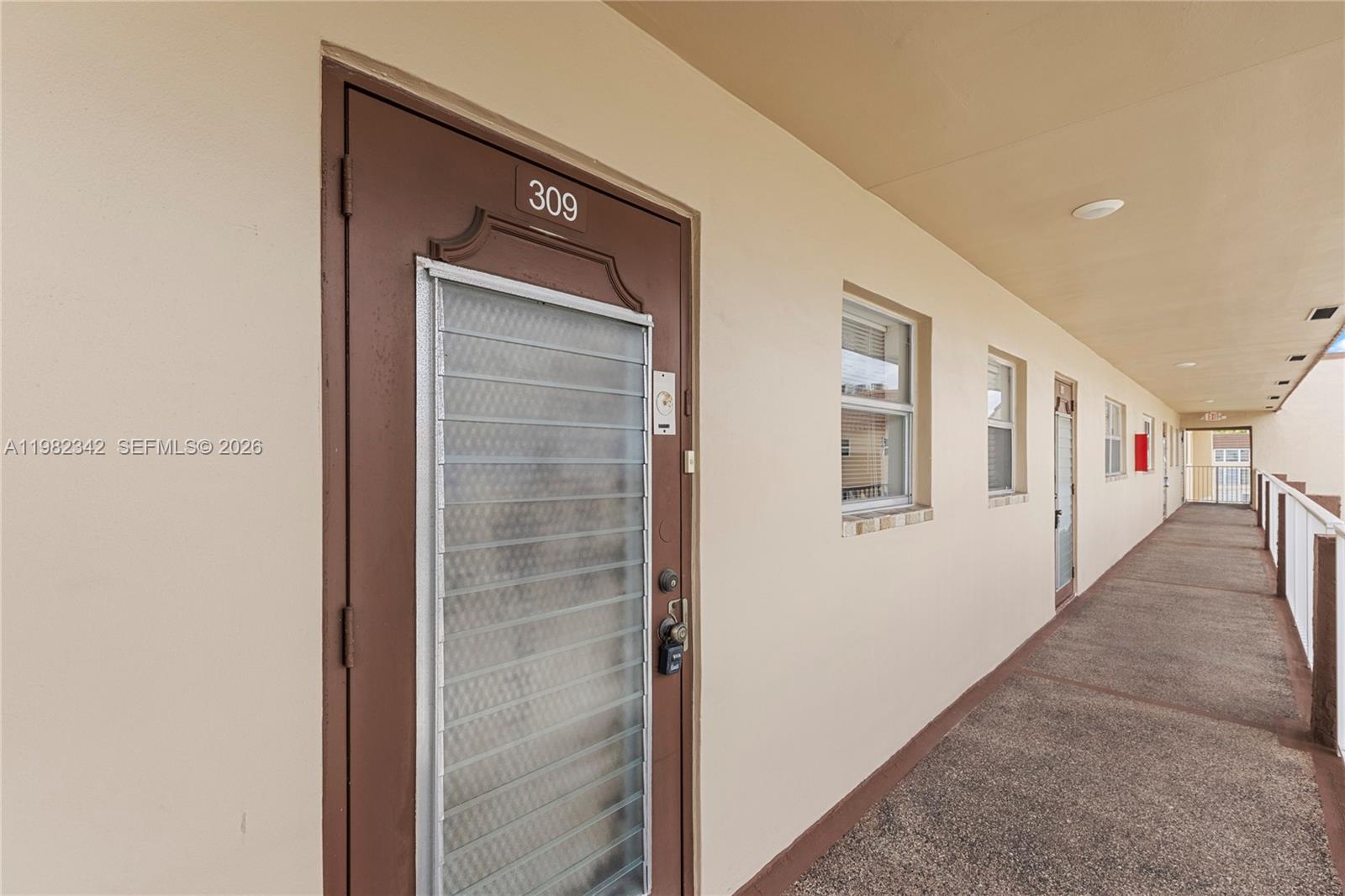8950 Sunrise Lakes Boulevard 309 Property Photo 30
