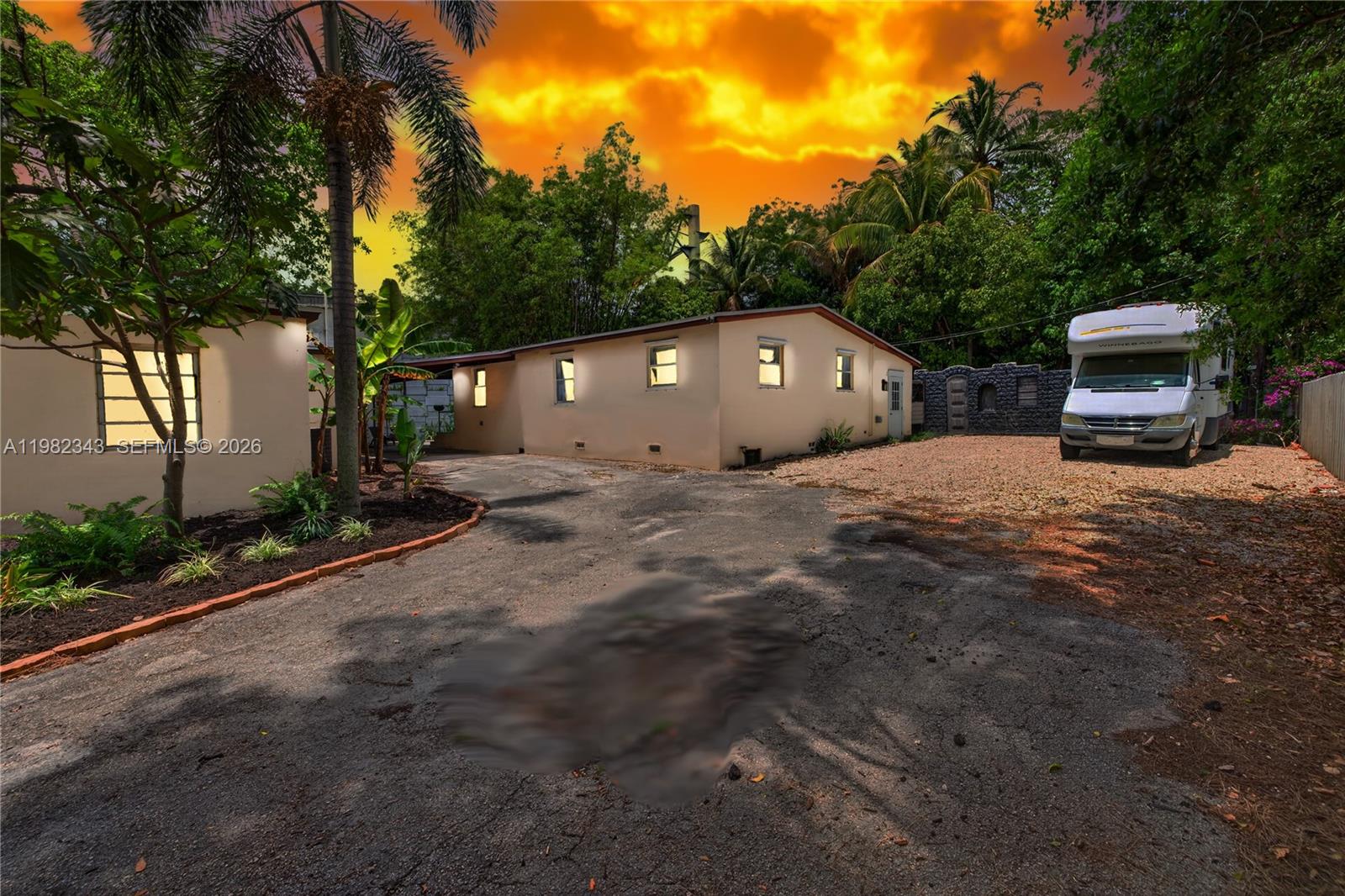 749 Nw 43rd Street Property Photo 1