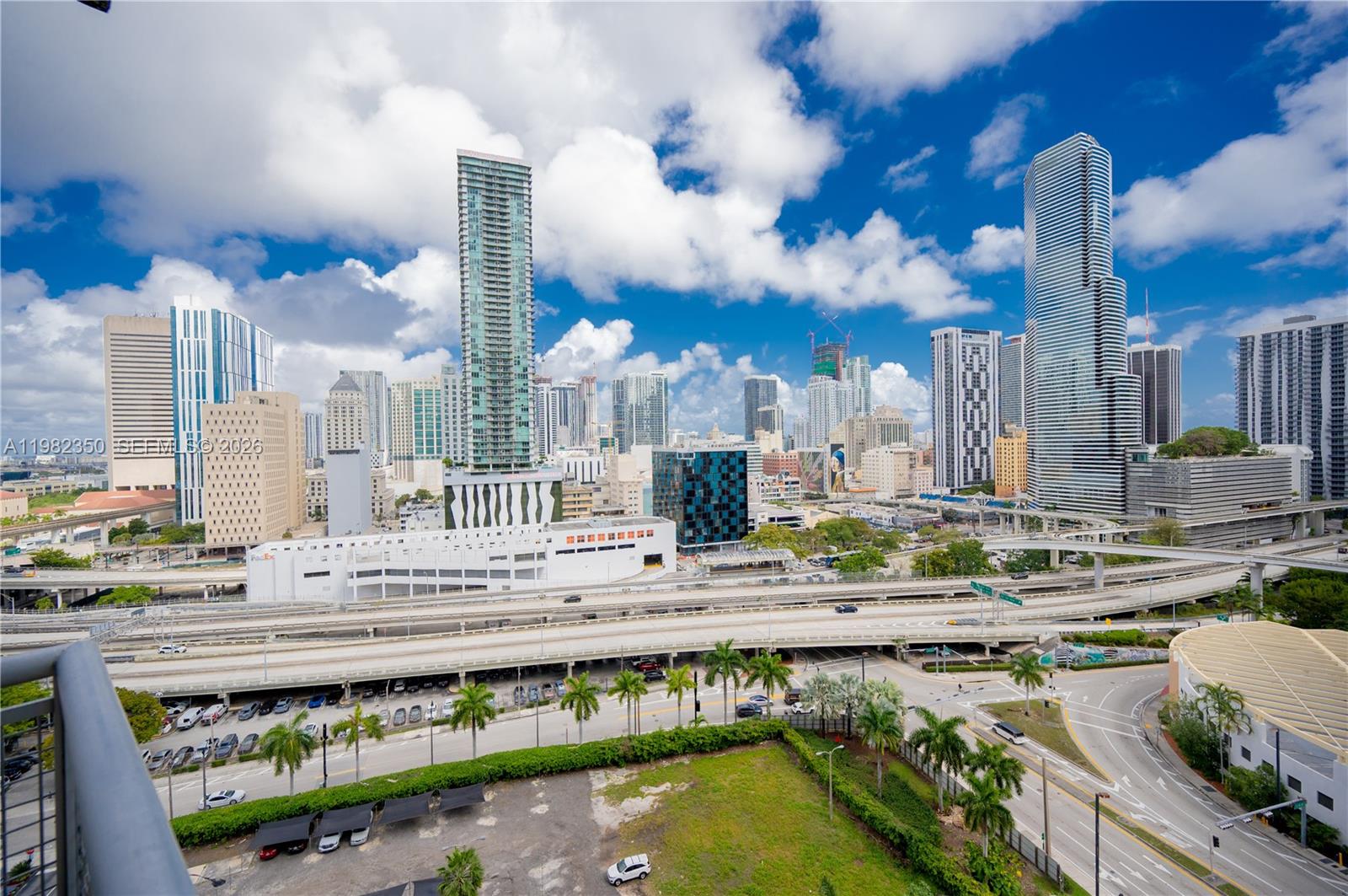 350 S Miami Property Photo 15