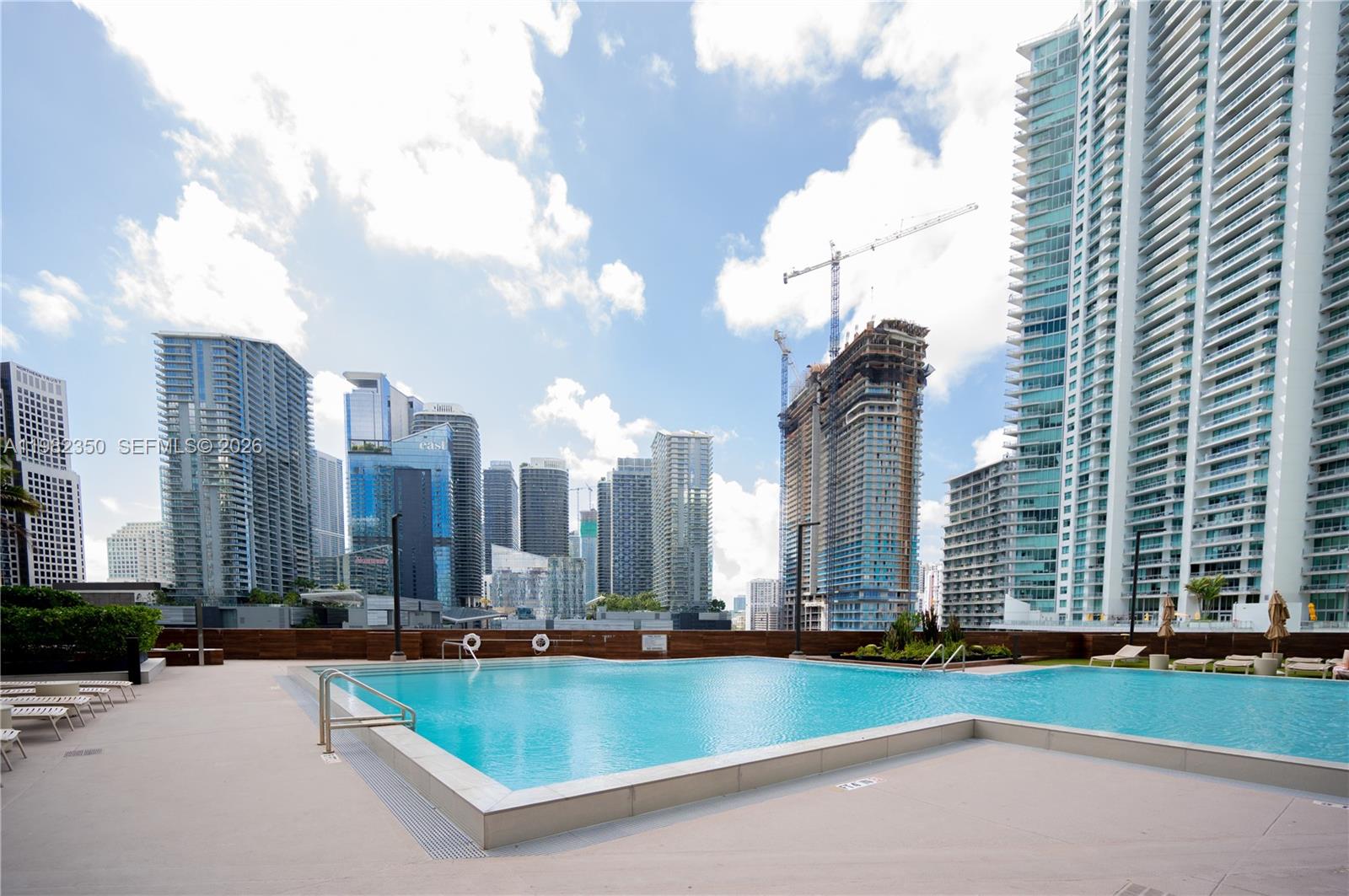350 S Miami Property Photo 17