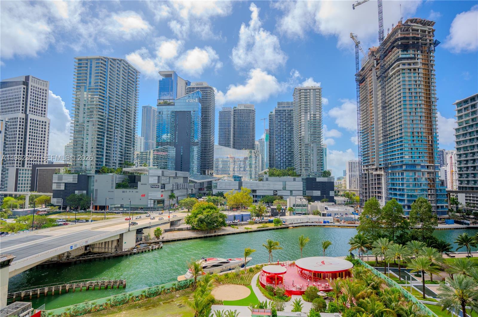 350 S Miami Property Photo 23