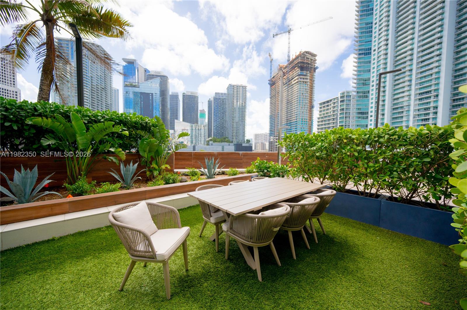 350 S Miami Property Photo 27