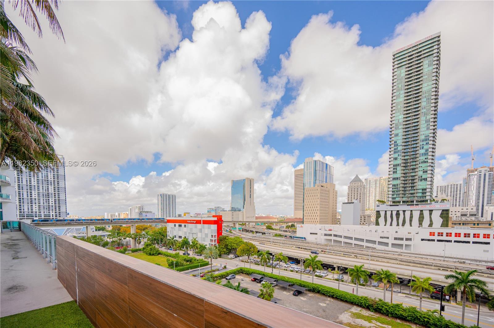 350 S Miami Property Photo 30