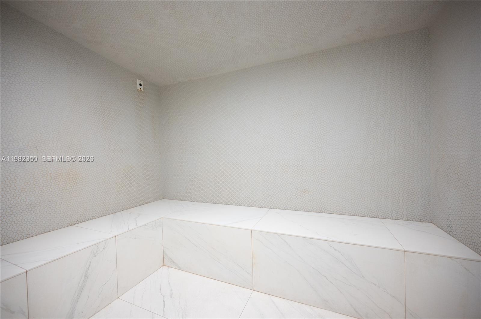 350 S Miami Property Photo 38